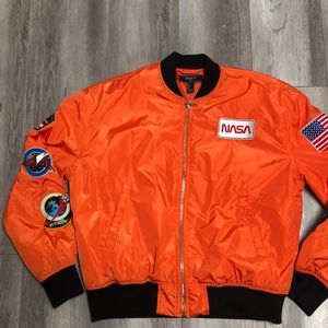 Men’s L Graphic NASA Bomber Jacket